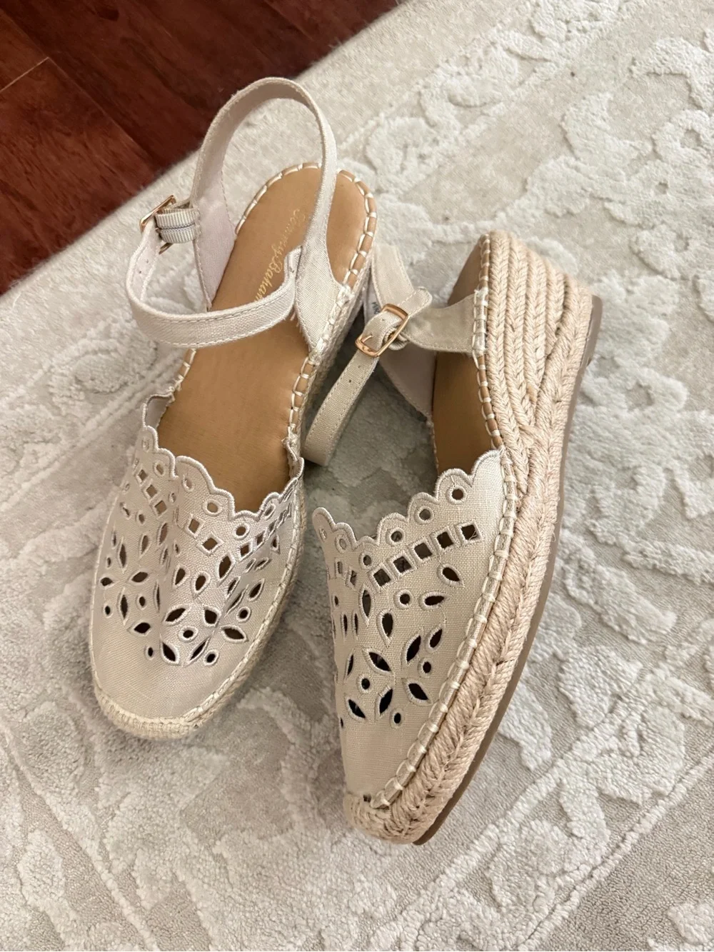 NEW Tommy Bahama Beige Cutout Espadrille Slingback Wedge